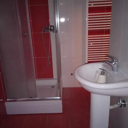 Konig Apartman *
